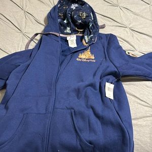 Brand new Disney parks sweatshirt